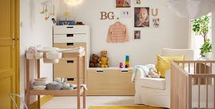 Con 2 seggioline con schienale, dello stesso colore. Camerette Ikea Per Bambini E Ragazzi Di Tutte Le Eta