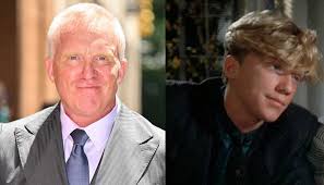 Anthony Michael Hall thanks his mom for keeping him grounded as a child star