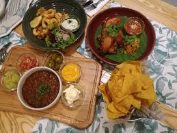 Berikut adalah jadual waktu imsak dan berbuka bagi seluruh kawasan negeri sabah bagi ramadan tahun 2020 masihi bersamaan 1441 hijrah. Berbuka Puasa Di Delicious Cafe 1utama Shopping Centre Ieyra Com