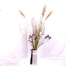 Leave them in a vase. Dried Flowers Decoration N14