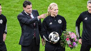 Steinhaus is joined by referees from 32 countries in the 2011 women's world cup. Confirmed Bibiana Steinhaus Ends Referee Career Seifert Deserves Respect And Recognition Archyworldys