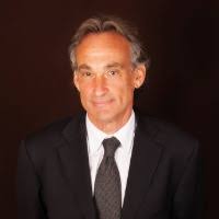 Brokers in Chicago's ritzy northern suburbs get creative in slow market