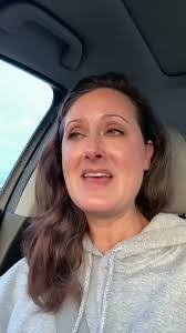 Sarah Mayes's Instagram, Twitter & Facebook