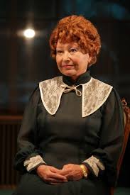 Frazele pe care le scriu vin din inimă, spunea marea actriţă a teatrului şi filmului românesc. Sus Cortina La Teatru De Ziua IndrÄƒgostiÈ›ilor Cu Victor Rebengiuc Rodica Popescu BitÄƒnescu Ileana Stana Ionescu È™i Alexandru Repan Europa Fm