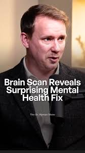 Here's a new recipe combining two of my favorite things: smoothies and  matcha. It's kind of like a mix between a coconut smoothie and a cold  matcha latte. Matcha and collagen both