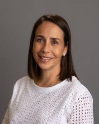 Beth Shinn's Instagram, Twitter & Facebook