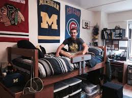 Your dorm room is probably going to be the smallest space you ever live in. Favorite College Dorm Room Ideas For 2021 Adorable And Easy