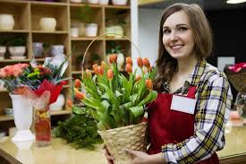 Diese stellt die erste arbeitsprobe beim aufgrund eines umzugs habe ich übergangsweise eine stelle als verkäuferin in einer drogerie angenommen. Bewerbung Als Verkauferin 4 Premium Bewerbungsvorlagen