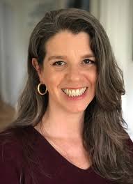 Lisa Goodfellow's Instagram, Twitter & Facebook