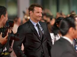 Ver más ideas sobre bradley cooper, que guapo, actores. Ù‡Ù„ ÙŠÙ‚Ø¯Ù… Ø¨Ø±Ø§Ø¯Ù„ÙŠ ÙƒÙˆØ¨Ø± ÙÙŠÙ„Ù… Ø¹Ù† Ù…ØµÙÙ Ø§Ù„Ø´Ø¹Ø± Ø¬ÙˆÙ† Ø¨ÙŠØªØ±Ø² Ø¹ÙŠÙ†