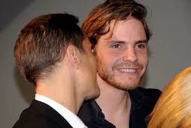 Leander Haußmann feiert mit seiner Altenheim-Gangster-Komödie "Dinosaurier"  ...