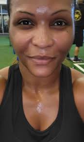 hey everyone I need help can someone tell me where I can find the weekly  vendor challenges and what they are for this week it's my last challenge to  reach rank 6