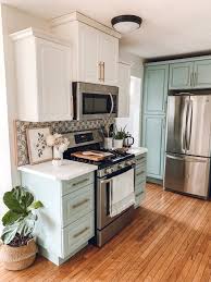 If you're wondering how to paint kitchen cabinets, you've come to the right place. How To Diy Painted Kitchen Cabinet Tutorial The Beauty Revival