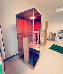 Kleine Infrarotkabine Fur Eine Person Mit Vollspektrumstrahler Infrarotkabine Kabine Diy Sauna