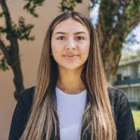 Lilia Ryan's Instagram, Twitter & Facebook