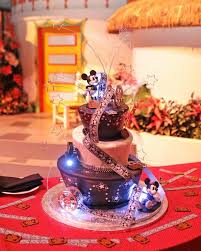 Disney Weddings Mickey Cinema Cake With Lights Disney Wedding Cake Disney Fairy Tale Weddings Amazing Wedding Cakes