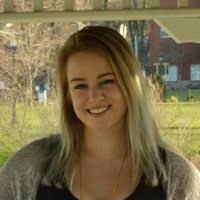 Caroline Lentz's Instagram, Twitter & Facebook