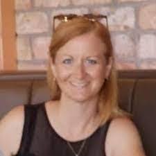 Stacey Lunn's Instagram, Twitter & Facebook