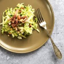 Rezept Von Alexander Herrmann Spitzkohlsalat Mit Rauchmandeln Speckdressing Spitzkohlsalat Rezepte Specksalat