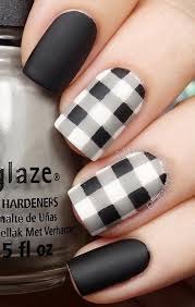 There are no age groups defined on this black and white nail designs for sure. 30 Stylish Black White Nail Art Designs For Creative Juice