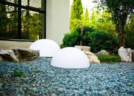 Lampe D Ambiance Demi Lune Exterieur Interieur 3 Tailles Demi Moon Par Link Decoration Piscine Eclairage De Jardin Et Lumieres Flottantes