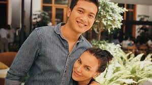 Abdee negara is an actor, known for galih dan ratna (2017) and generasi biru (2009). Sophia Latjuba Shows Off Her Prospective Daughter In Law Netizens Are Wrongly Focused On Calling Her Handsome Netral News