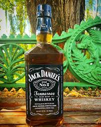 44 Likes 1 Comments The Whiskey Cave Thewhiskeycave On Instagram Happy Labor Day Jackdaniels Na Whiskey Jack Daniels Jack Daniel S Tennessee Whiskey