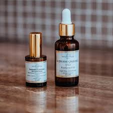 Misbahce Ayvalik On Instagram Birlikte Daha Iyi Aydinlik Ve Canli Goz Cevresi Icin Nemlendirici Macallan Whiskey Bottle Rosehip Seed Oil Whiskey Bottle