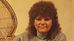 Jean Beebe's Instagram, Twitter & Facebook