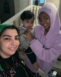 حيا الله من جانا ، اللهم اجعل بيتي عامرآ بالأحباب والأصدقاء يارب وأدم علي  جميع نعمك