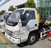 4*2 small 6 wheeler 3 ton waste collection hook lift garbage ...