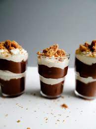 14 Tiny Desserts You Can Serve In Shot Glasses Desserts Dessert Recipes Shot Glass Desserts