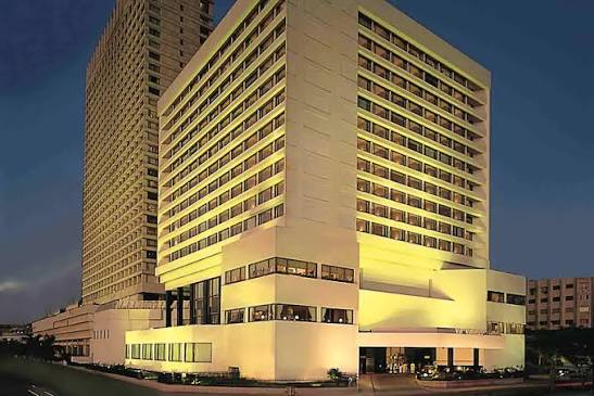 Hotels near Grant Road Railway Station Mumbai with Swimming Pool - Free Cancellation