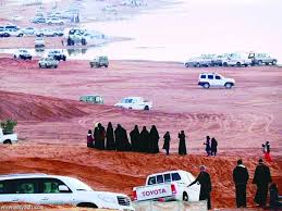 جريدة الرياض لا تغامر مع طقس ما له أمان