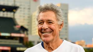 Barry Williams Claims 'Brady Bunch' Co-Stars 'All Hooked Up With Each  Other'