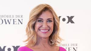 We have estimated dagmar wöhrl's net worth, money, salary, income, and assets. Hohle Der Lowen Star Dagmar Wohrl War 1977 Miss Germany Promiflash De