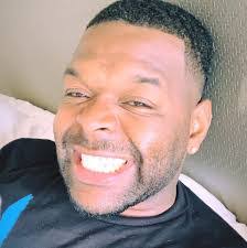 Kenneth Whelchel's Instagram, Twitter & Facebook