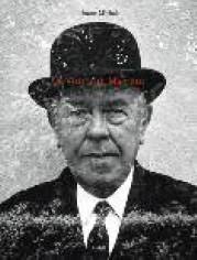 The Adventures of Constantine Cavafy. Photographs by Duane Michals, poetry  by Constantine Cavafy. 1-931885-55-9