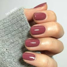 Put yourself in good spirits in this cheerless season!. Dieser Nagellack Wurde Bei Pinterest Uber 400 000 Mal Gepinnt Mauve Nails Dark Nail Designs Nail Polish