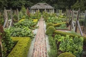 The Art Of A French Vegetable Garden Vegetablegardeningideas Vegetable Garden Design Outdoor Gardens Garden Planning
