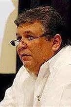 La hija de uno de los hombres de confianza de Castro en Cuba deserta a EE.