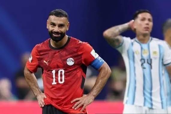 Salah cười chua chát | Znews.vn