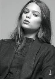 Lara Joy for Le Mile Magazine