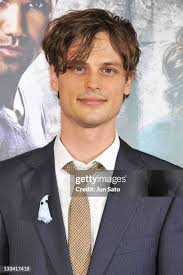 17 Photos & High Res Pictures