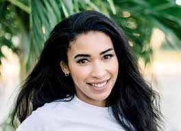 Alyssa Mcfadden's Instagram, Twitter & Facebook