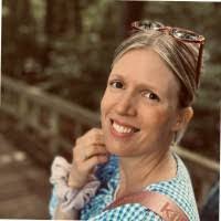 Christina Lohse's Instagram, Twitter & Facebook