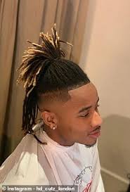 Official brand website of royal philips n.v. Rb Leipzig Chief Ralf Rangnick Left Fuming After Nine Players Flew In Celebrity Barber Before Losing Daily Mail Online