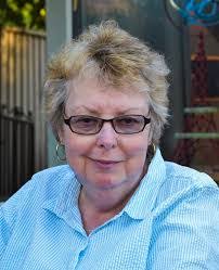 Diane Frank's Instagram, Twitter & Facebook