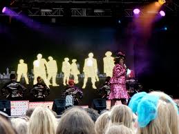  Datei Sharon D Clarke In Ghost West End Live 2011 Jpg Wikipedia