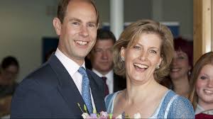 Jun 03, 2021 · dronning elizabeth, 95, får snart besøg af nogle helt særlige gæster på windsor castle. Tillykke Prins Edward Og Grevinde Sophie Fejrer 20 Ars Bryllupsdag Billed Bladet
